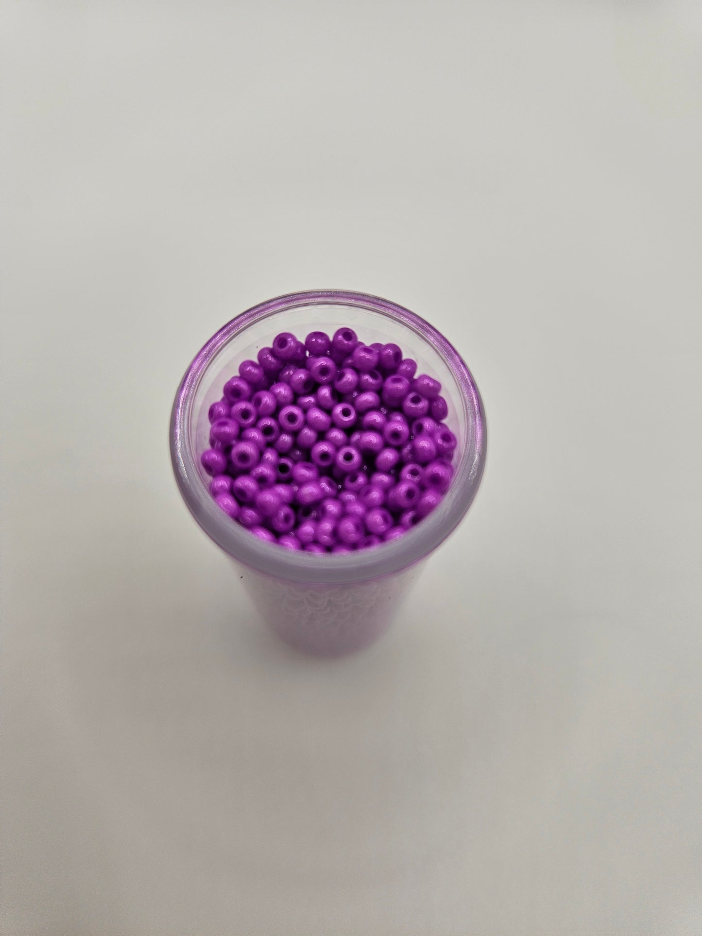 Czech Seed Bead 10/0 Opaque Lilac