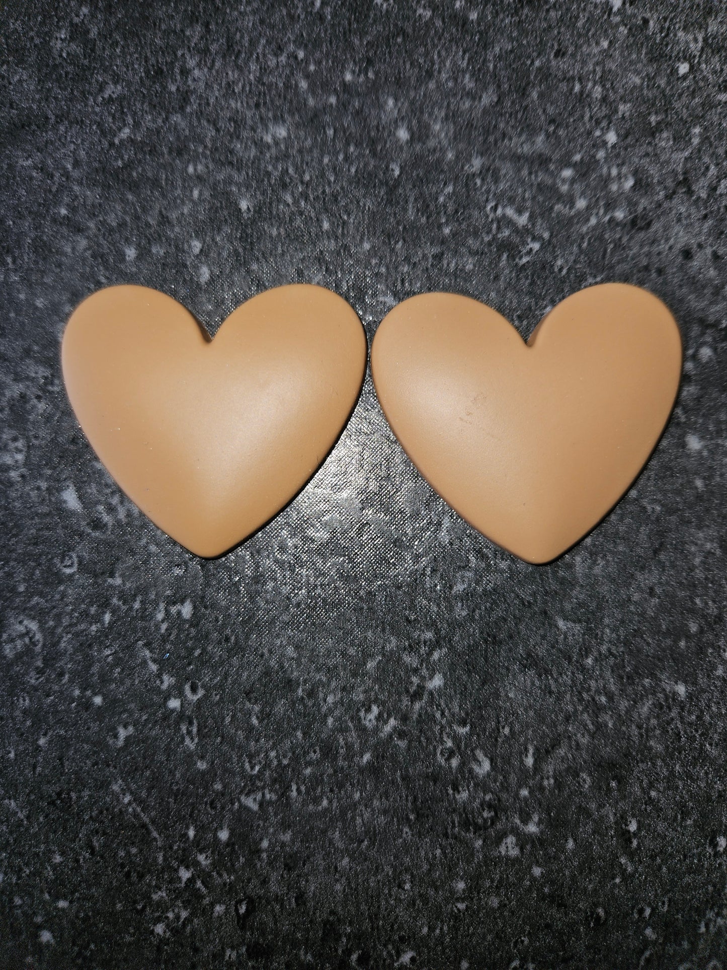 Heart-Shaped Opaque Cabochon 33MM