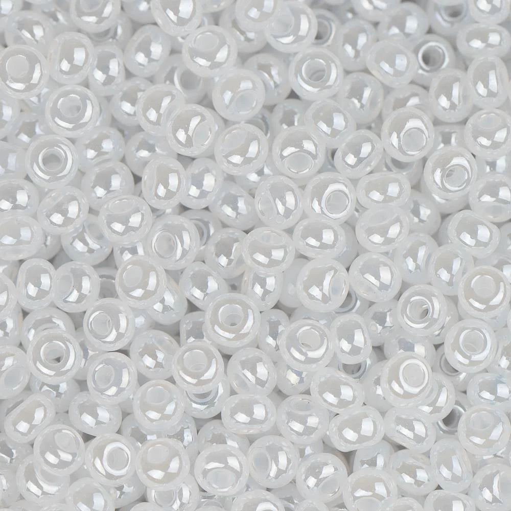 Czech Seed Bead 10/0 Opaque Pearl White