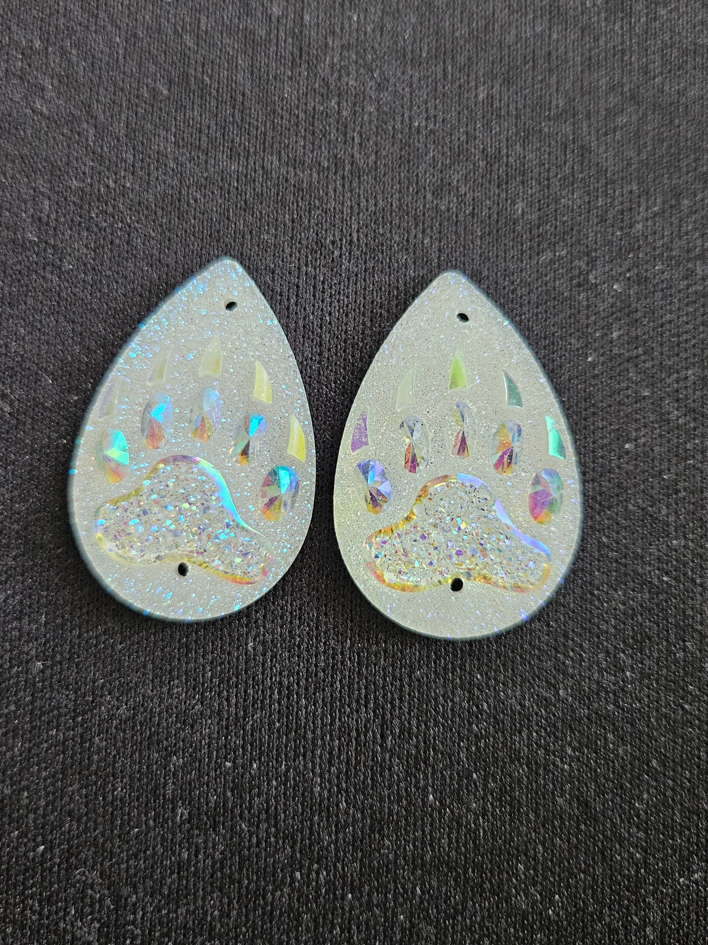 Teardrop Bearpaw Flatback Cabochon 25mm