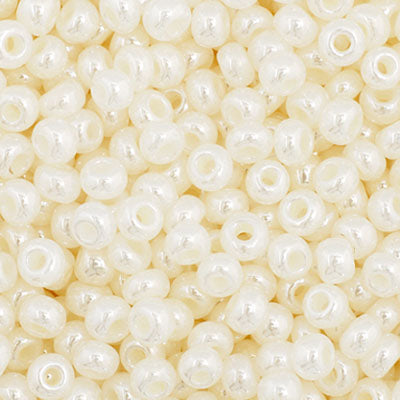 Czech Seed Bead 10/0 Opaque Eggshell Pearl